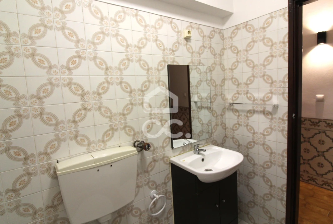 Apartamento T3 para Arrendamento em Amora Foto 23