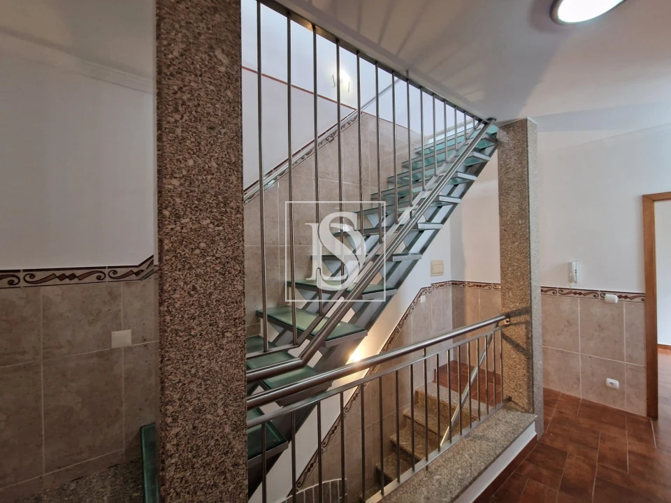 Apartamento T2 para Arrendamento em Buarcos Foto 16