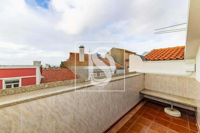 Apartamento T2 para Arrendamento em Buarcos