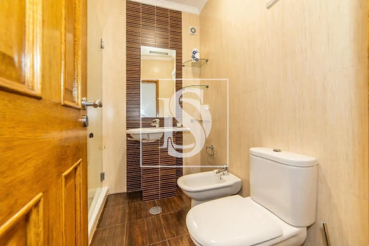 Apartamento T2 para Arrendamento em Buarcos Foto 3