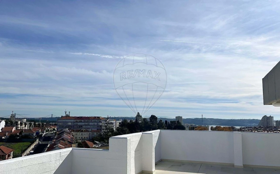 Apartamento T4 para Venda em Algés, Linda-A-Velha e Cruz Quebrada-Dafundo Foto 37