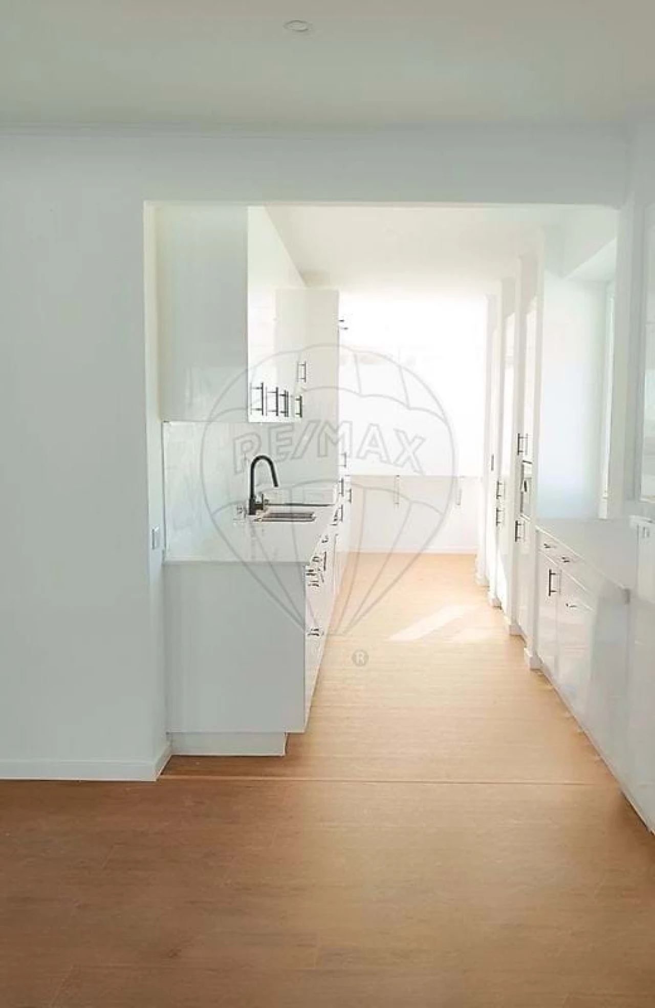 Apartamento T4 para Venda em Algés, Linda-A-Velha e Cruz Quebrada-Dafundo Foto 12