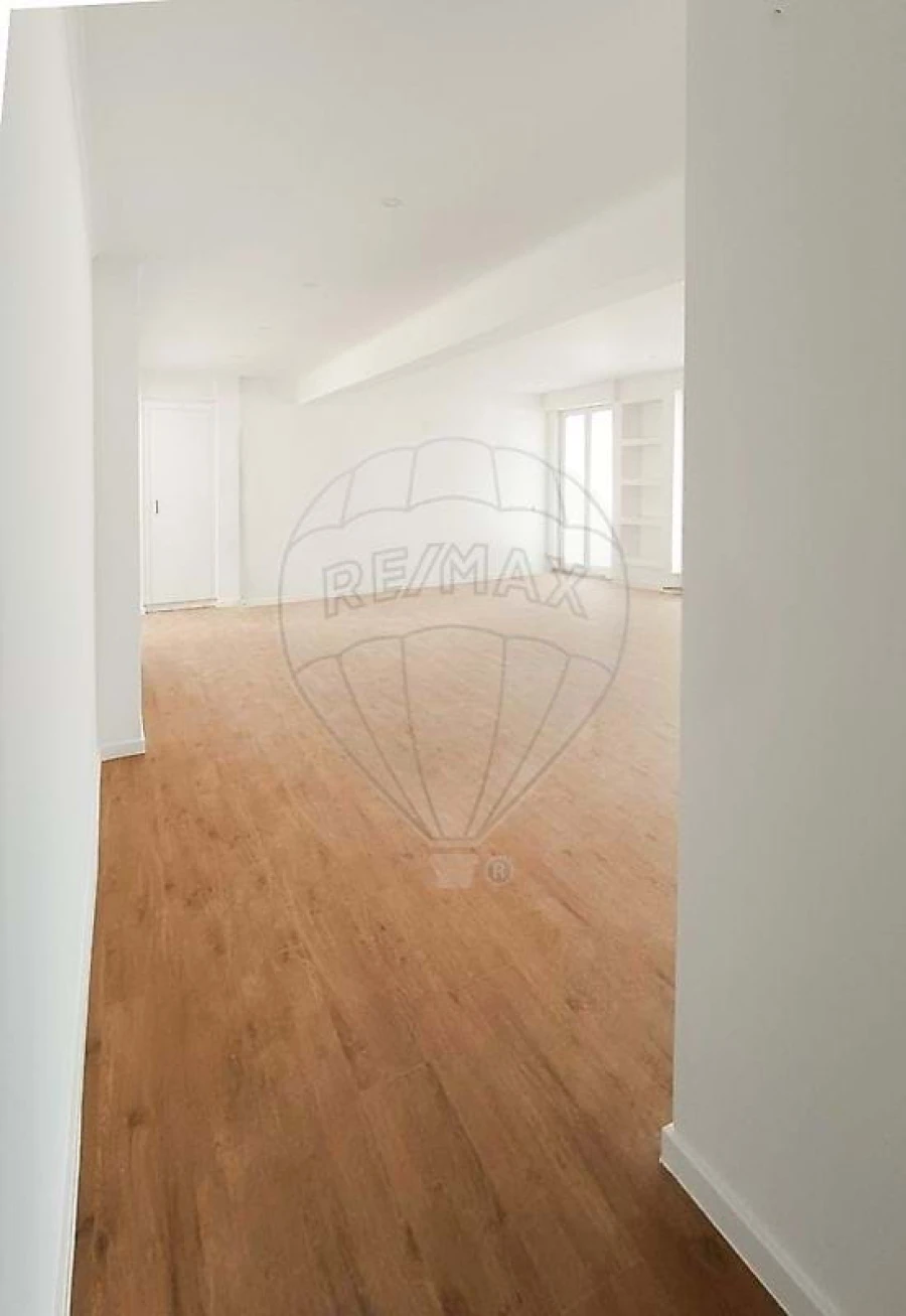 Apartamento T4 para Venda em Algés, Linda-A-Velha e Cruz Quebrada-Dafundo Foto 6