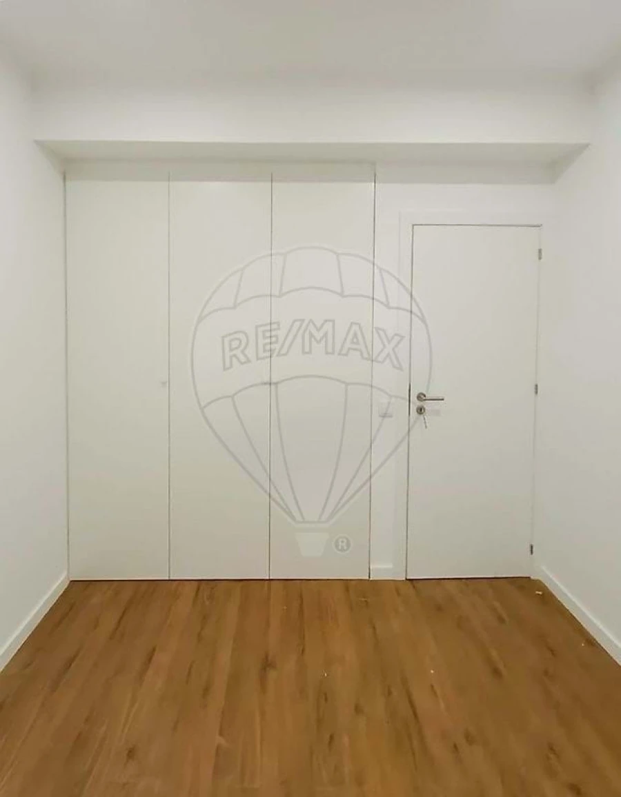 Apartamento T4 para Venda em Algés, Linda-A-Velha e Cruz Quebrada-Dafundo Foto 16