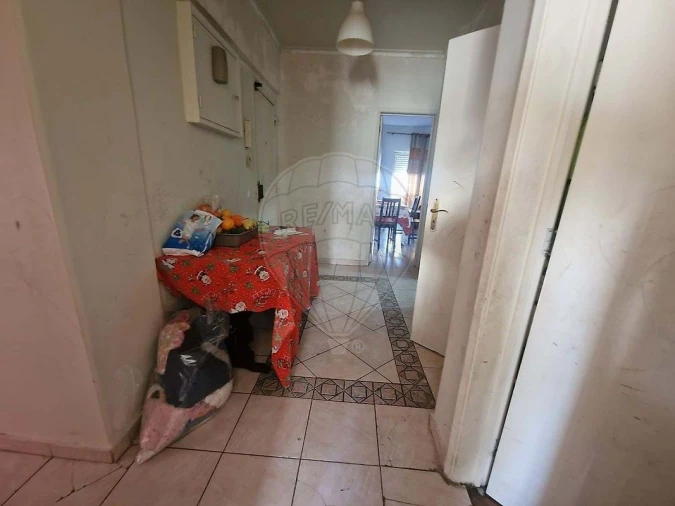 Apartamento T2 para Venda em Agualva e Mira-Sintra Foto 5