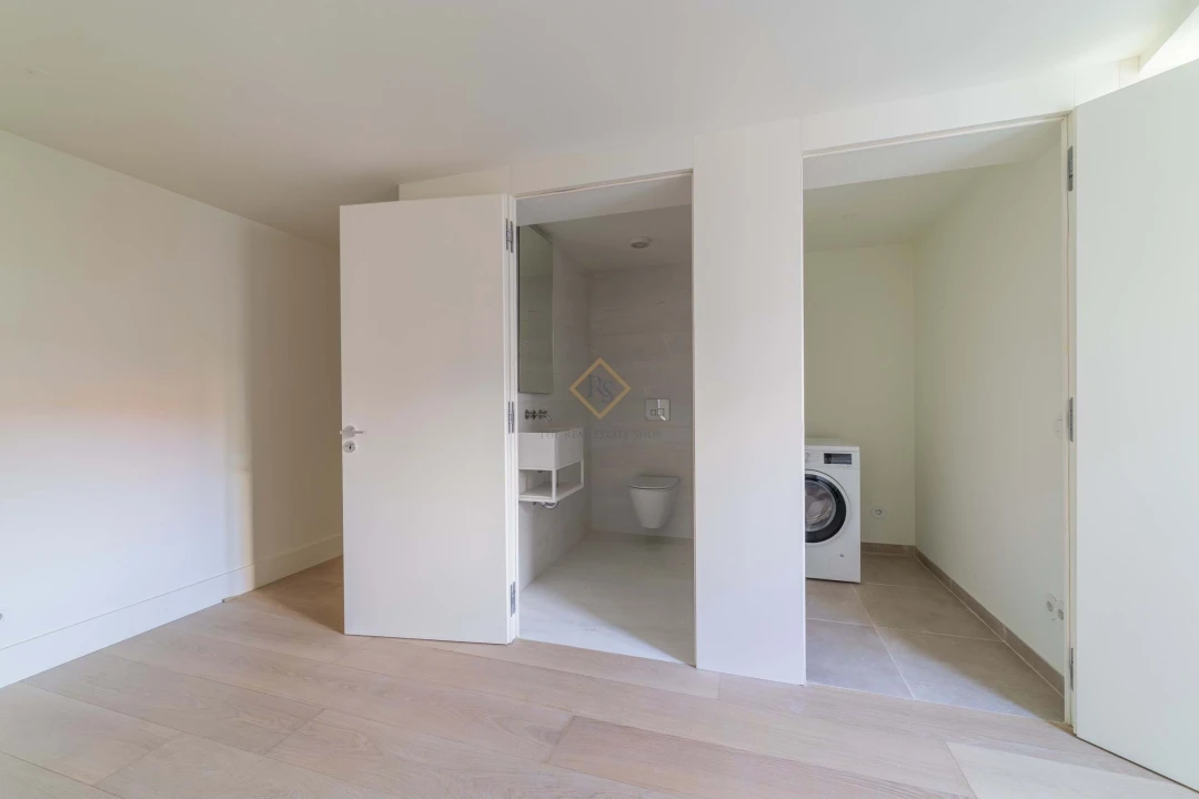 Apartamento T2 para Venda em Santo António Foto 23