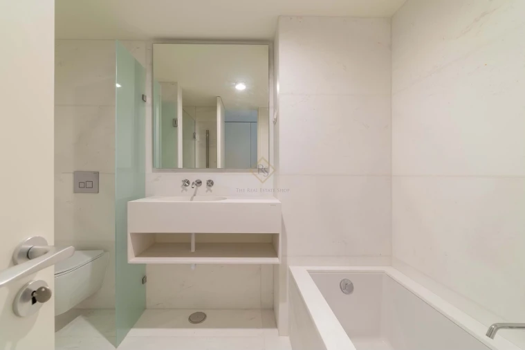 Apartamento T2 para Venda em Santo António Foto 14