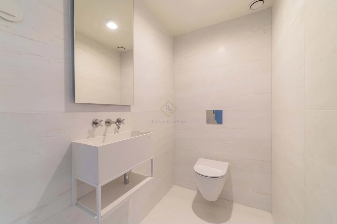 Apartamento T2 para Venda em Santo António Foto 19