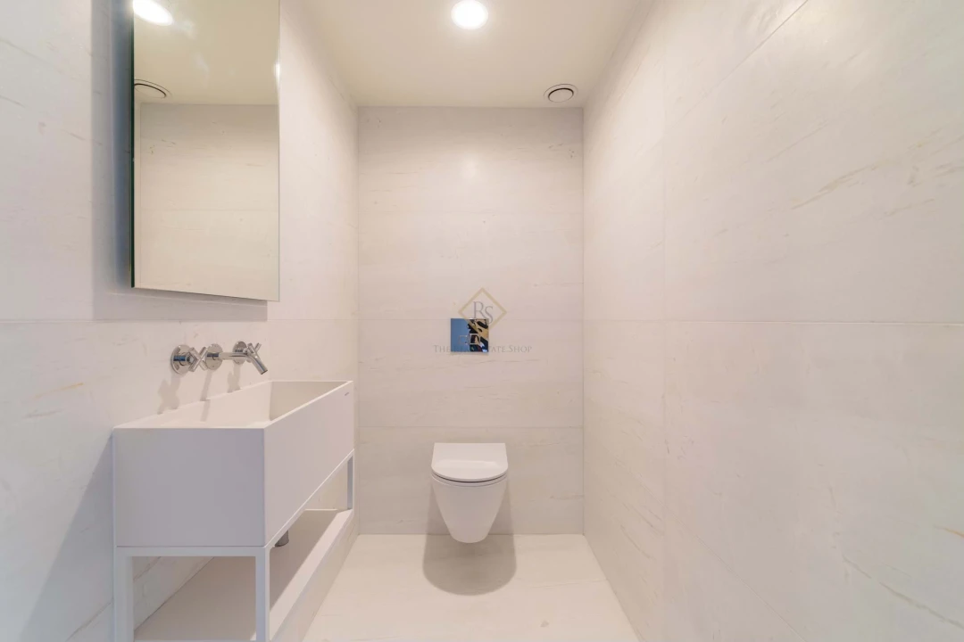 Apartamento T2 para Venda em Santo António Foto 20