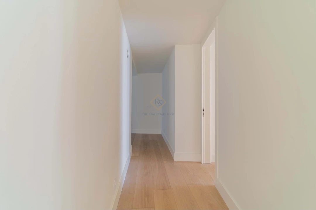 Apartamento T2 para Venda em Santo António Foto 21