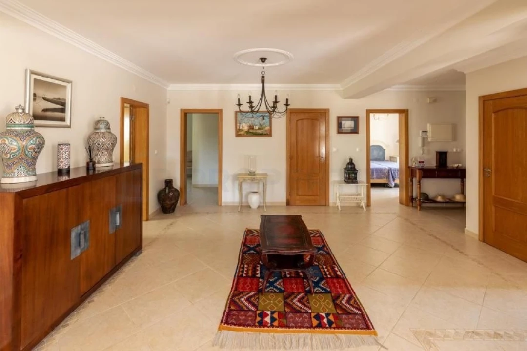 Moradia T4 para Venda em Almancil Foto 19