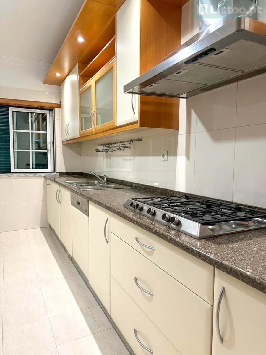 Apartamento T3 para Venda em Alcabideche Foto 7