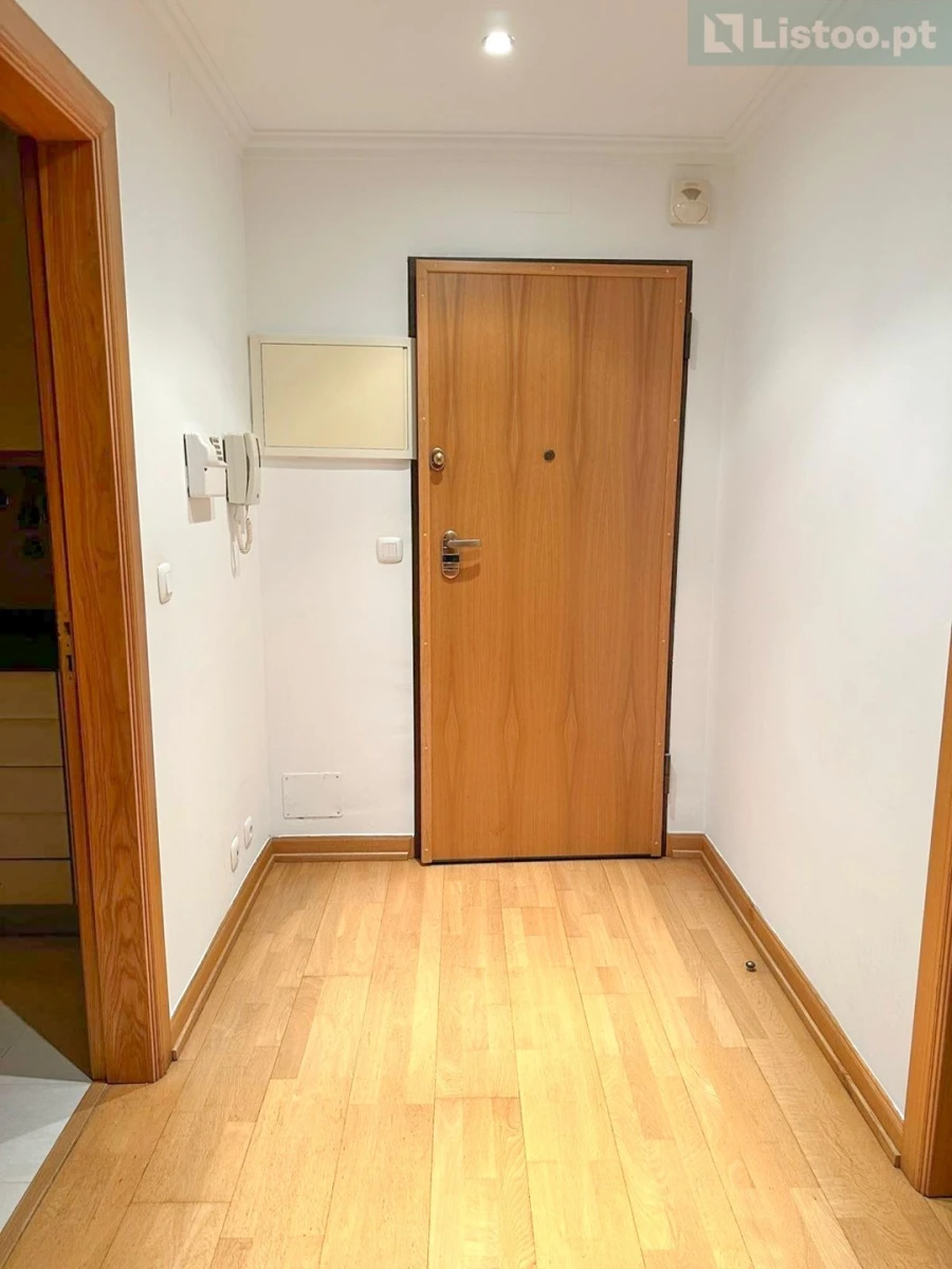 Apartamento T3 para Venda em Alcabideche Foto 16
