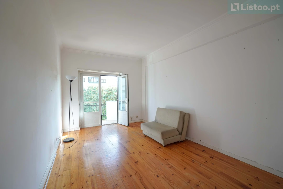 Apartamento T4 para Venda em Lumiar Foto 1