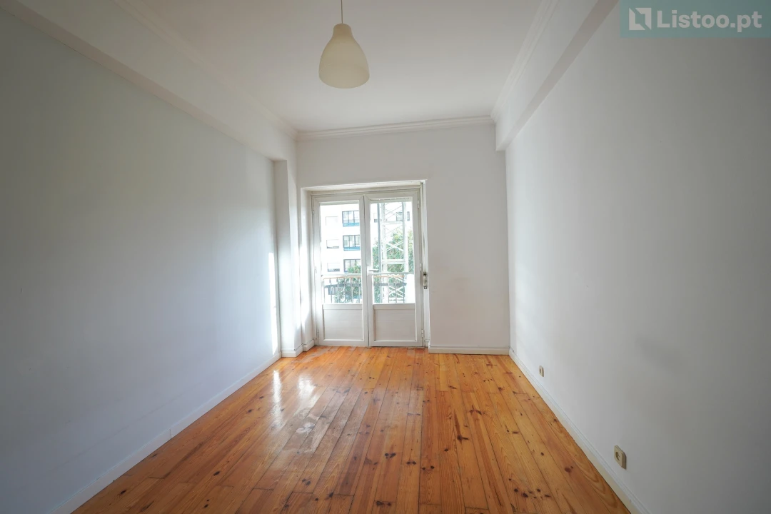 Apartamento T4 para Venda em Lumiar Foto 11