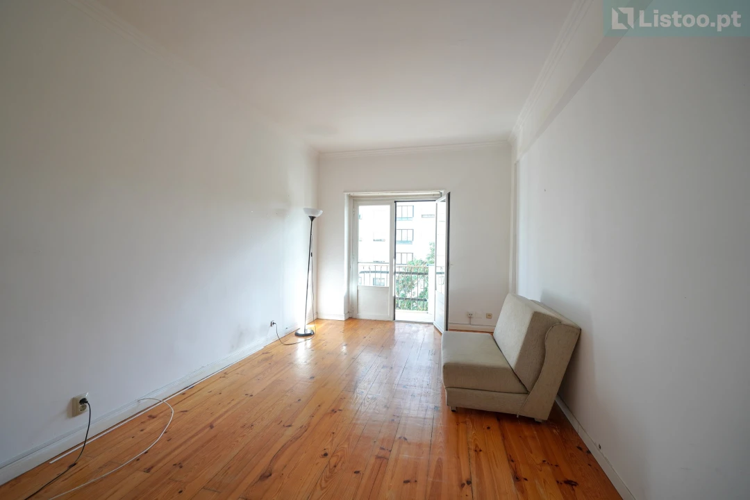 Apartamento T4 para Venda em Lumiar Foto 5