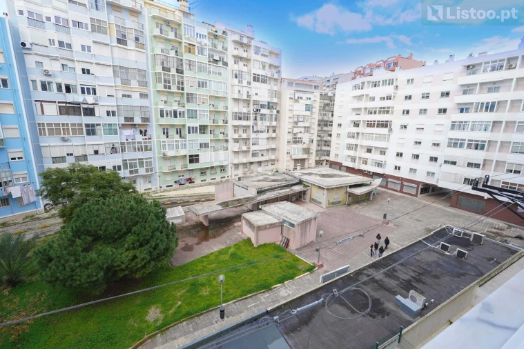 Apartamento T4 para Venda em Lumiar Foto 27