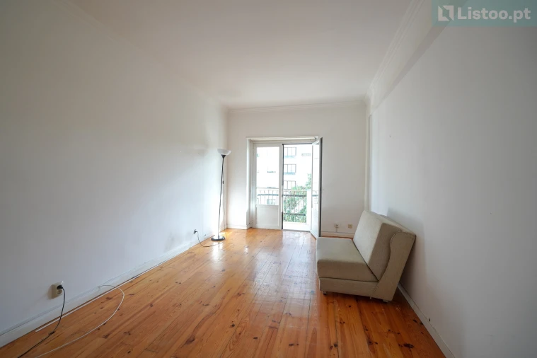 Apartamento T4 para Venda em Lumiar Foto 5