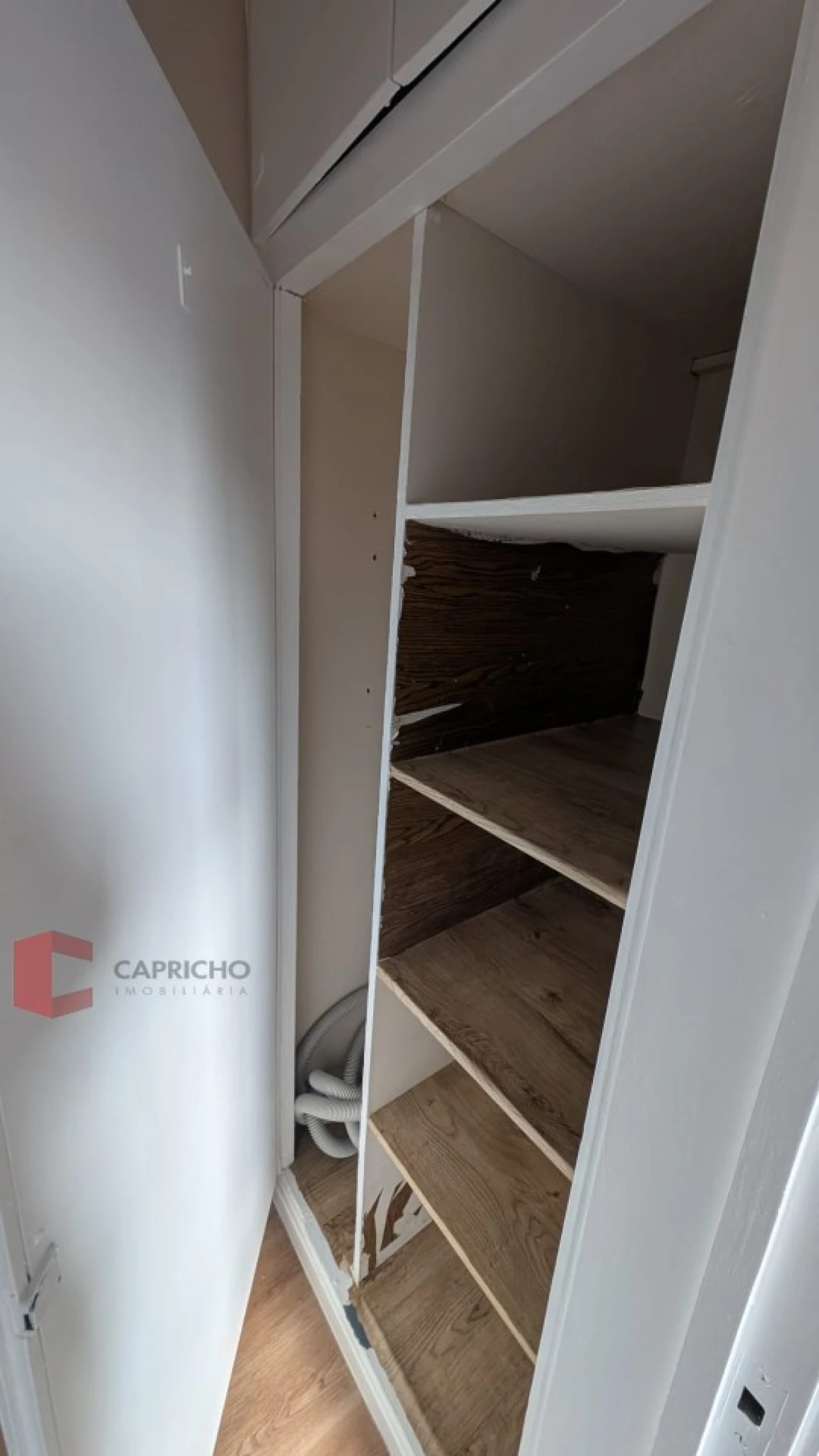 Apartamento T3 para Venda em Santo António dos Cavaleiros e Frielas Foto 6