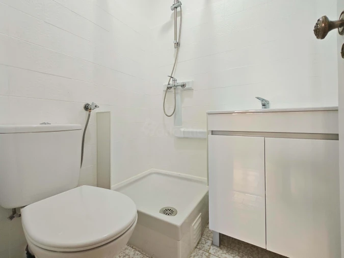 Apartamento T7 para Venda em Santo António dos Cavaleiros e Frielas Foto 20