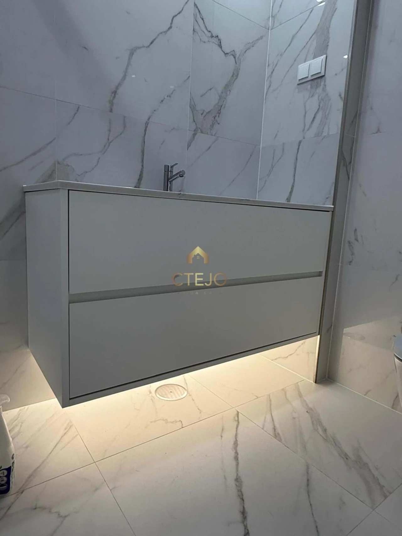 Apartamento T2 para Venda em Odivelas Foto 8