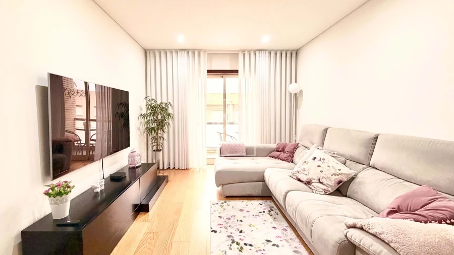 Apartamento T3 para Venda em Real, Dume e Semelhe Foto 2