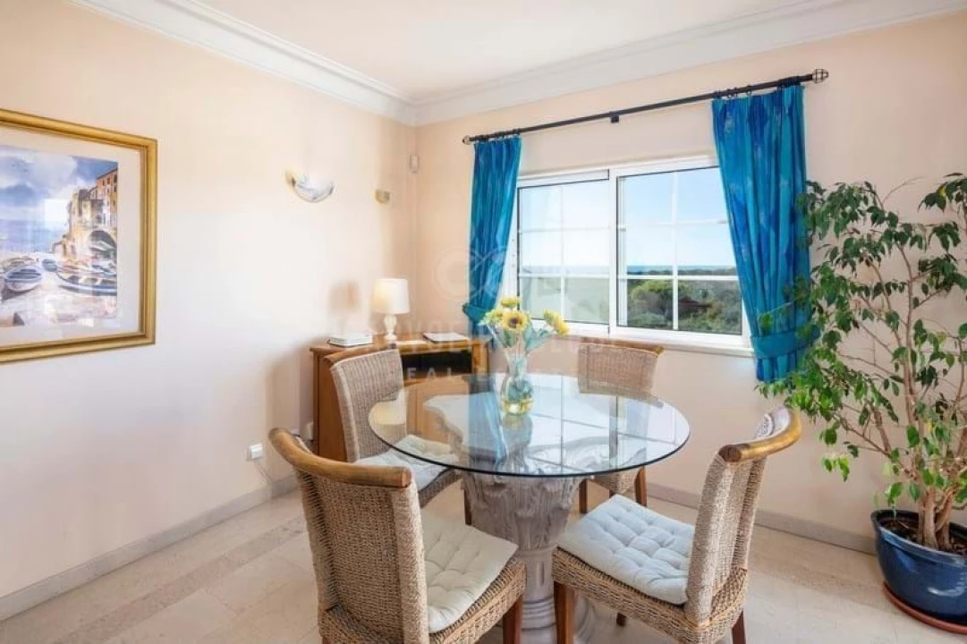 Apartamento T1 para Venda em Lagoa e Carvoeiro Foto 10