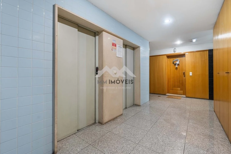 Apartamento T3 para Venda em Cidade da Maia Foto 29