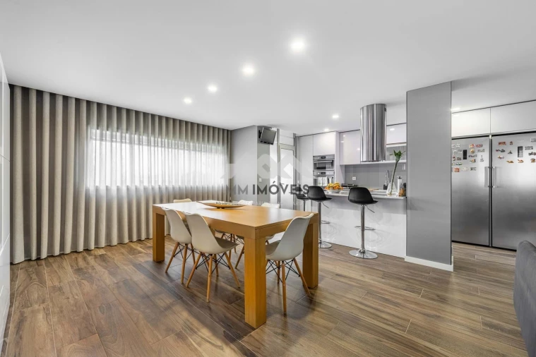 Apartamento T3 para Venda em Cidade da Maia Foto 6