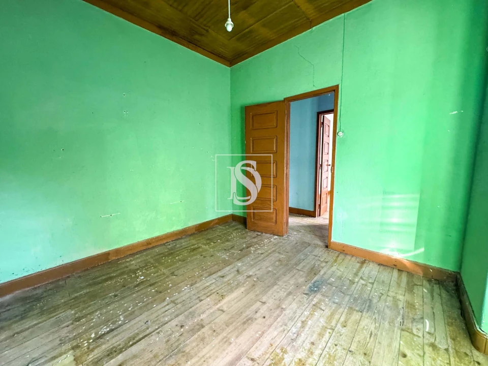 Moradia T2 para Venda em Almoster Foto 18