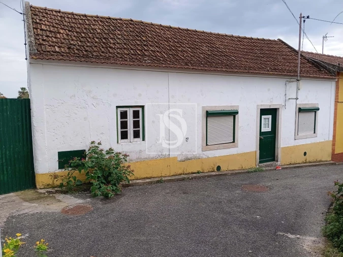 Moradia T2 para Venda em Almoster