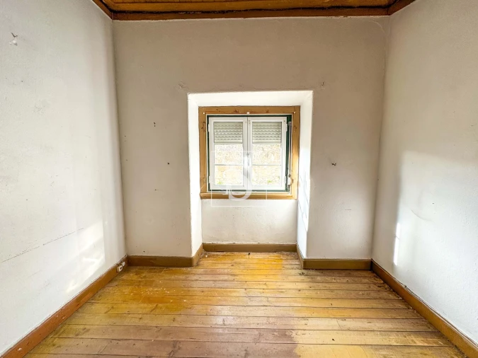 Moradia T2 para Venda em Almoster Foto 21