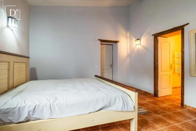 Moradia T4 para Venda em São Silvestre Foto 9