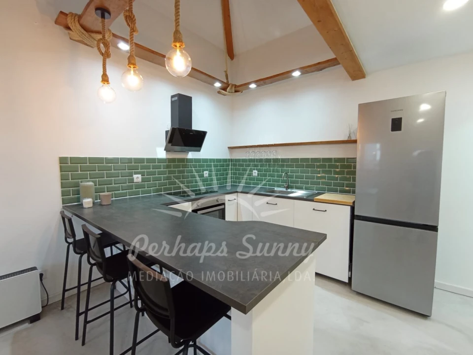 Moradia T1 para Arrendamento em Santa Maria do Castelo e Santiago e Santa Susana Foto 5