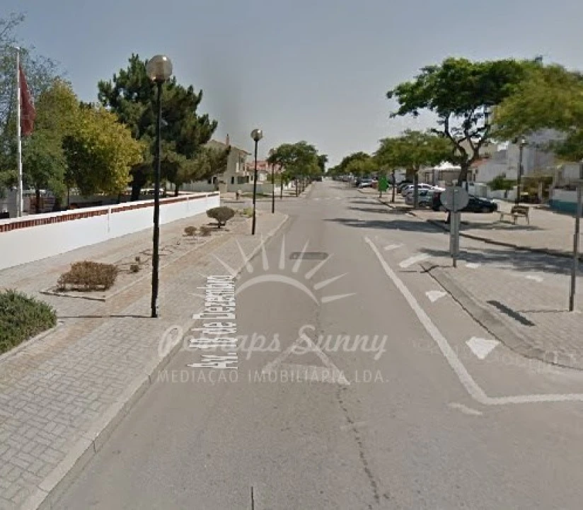 Loja para Arrendamento em Carvalhal Foto 2