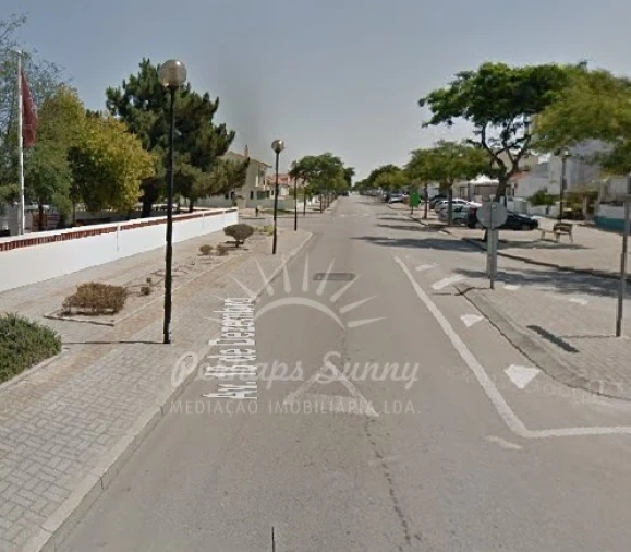 Loja para Arrendamento em Carvalhal Foto 2