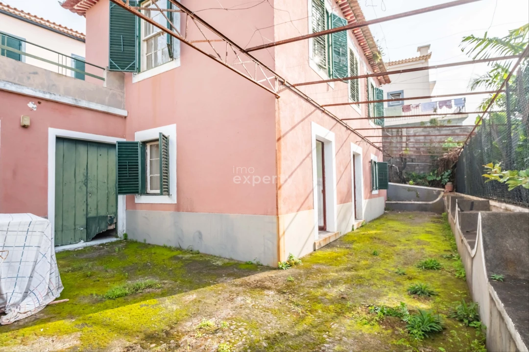 Moradia T2 para Venda em Santo Antonio Foto 17