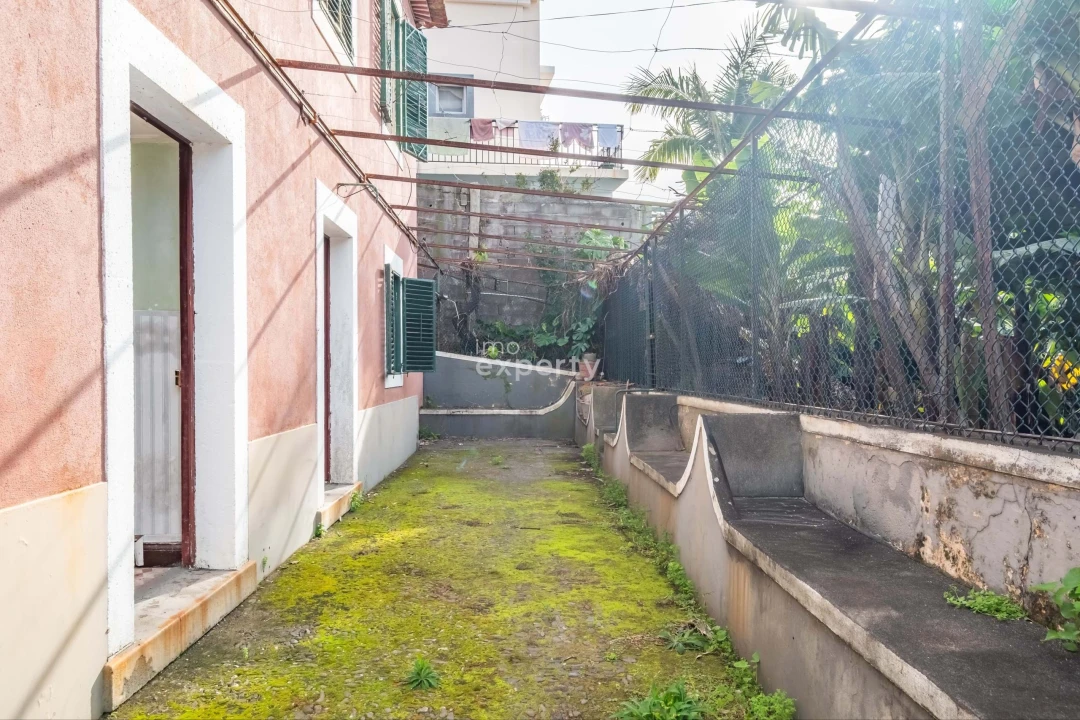 Moradia T2 para Venda em Santo Antonio Foto 16