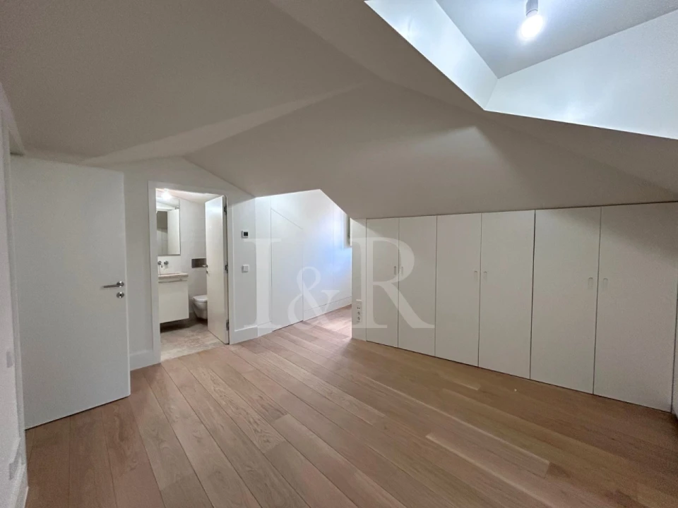 Apartamento T2 para Venda em Arroios Foto 9