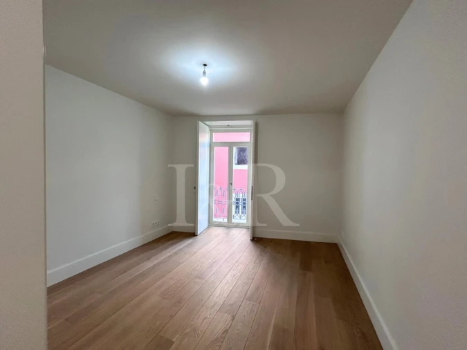 Apartamento T2 para Venda em Arroios Foto 8