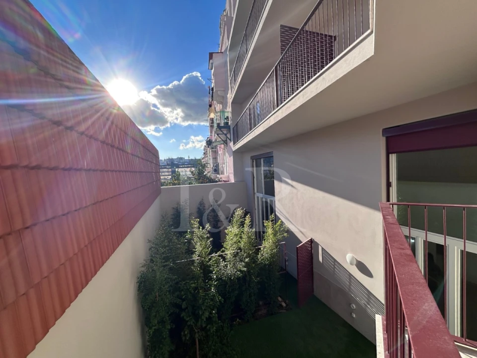 Apartamento T2 para Venda em Arroios Foto 14