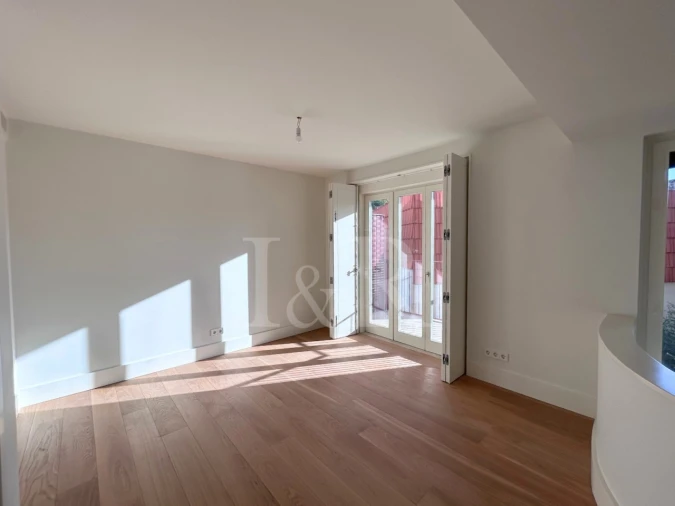 Apartamento T2 para Venda em Arroios Foto 13