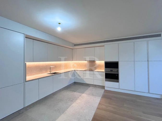 Apartamento T2 para Venda em Arroios Foto 8