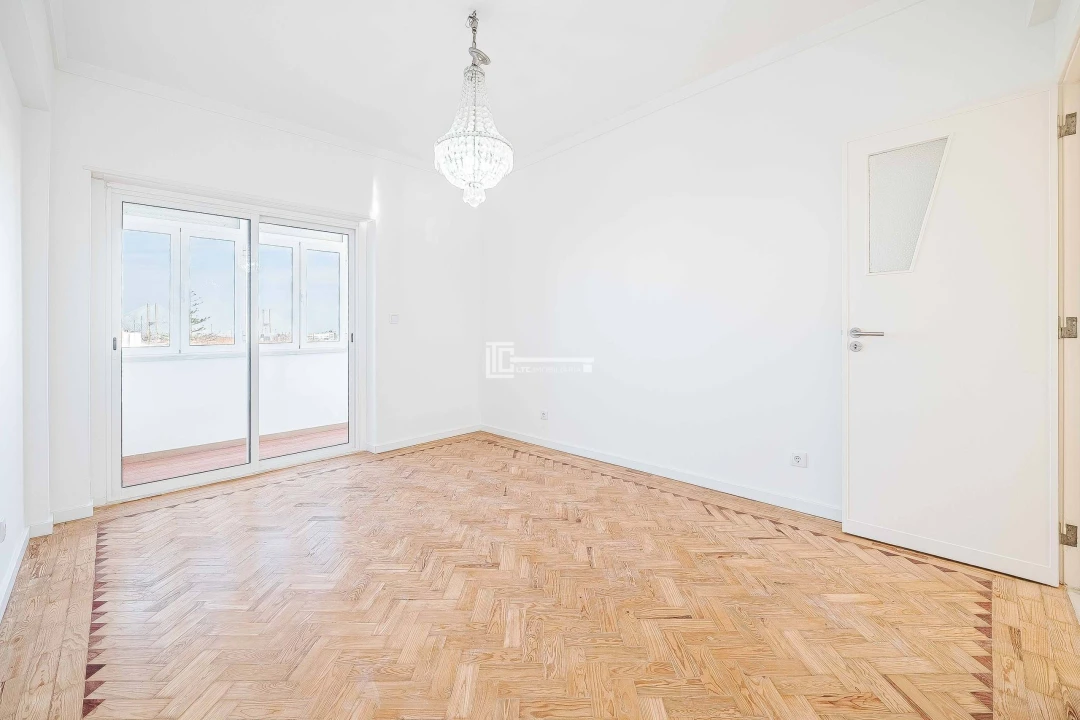 Apartamento T2 para Arrendamento em Moscavide e Portela Foto 14