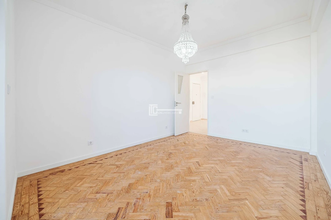 Apartamento T2 para Arrendamento em Moscavide e Portela Foto 17