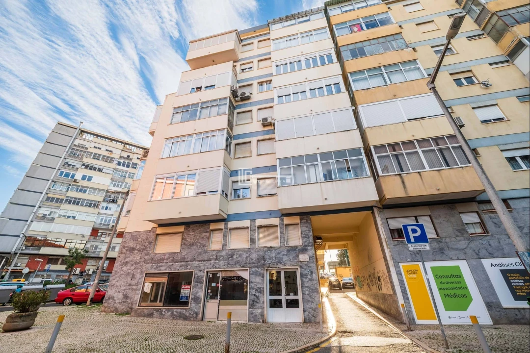 Apartamento T2 para Arrendamento em Moscavide e Portela Foto 2