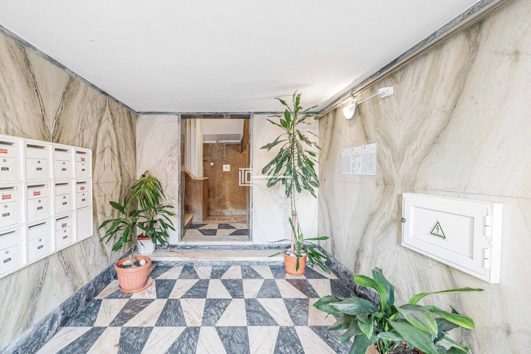 Apartamento T2 para Arrendamento em Moscavide e Portela Foto 3