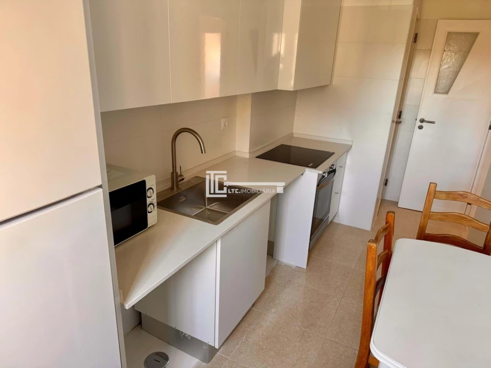 Apartamento T2 para Arrendamento em Moscavide e Portela Foto 31