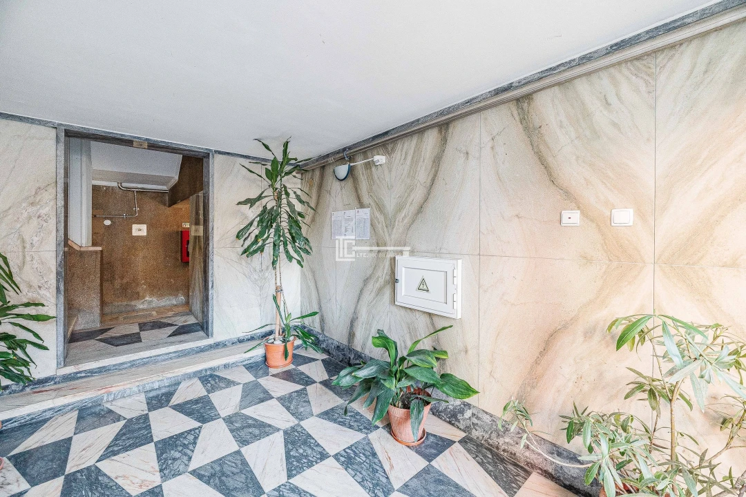 Apartamento T2 para Arrendamento em Moscavide e Portela Foto 4