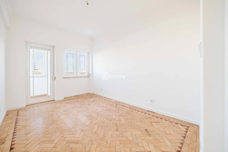 Apartamento T2 para Arrendamento em Moscavide e Portela Foto 6